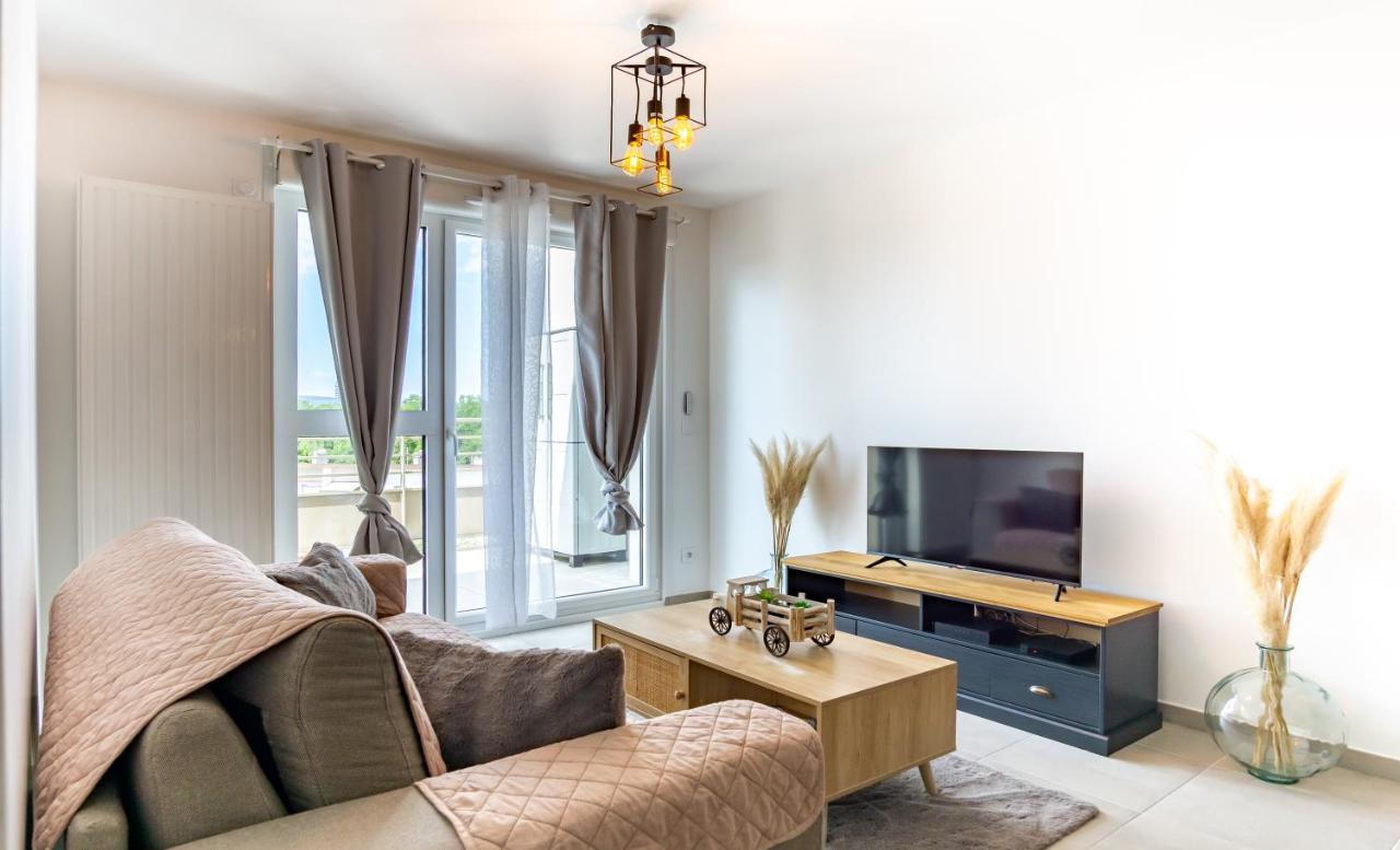 85 Geneve Confortable T2 Avec Parking Prive Annecy Zewnętrze zdjęcie